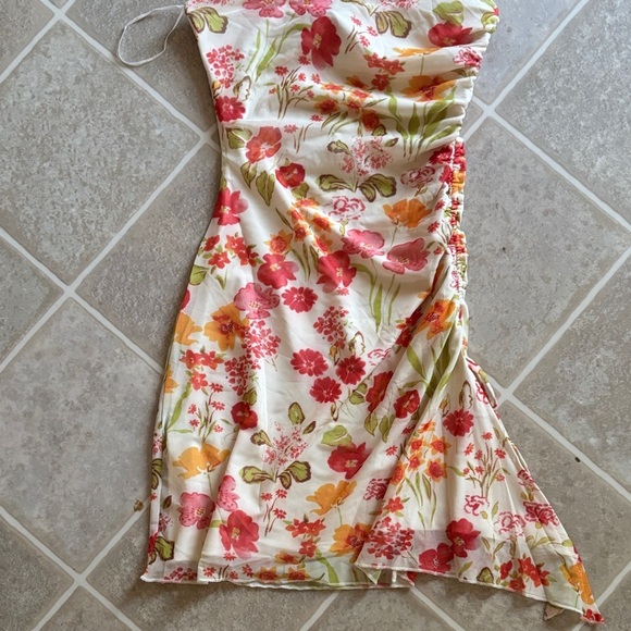 Princess Polly Strapless Floral Dress - Yellow and Red - Picture 6 of 7